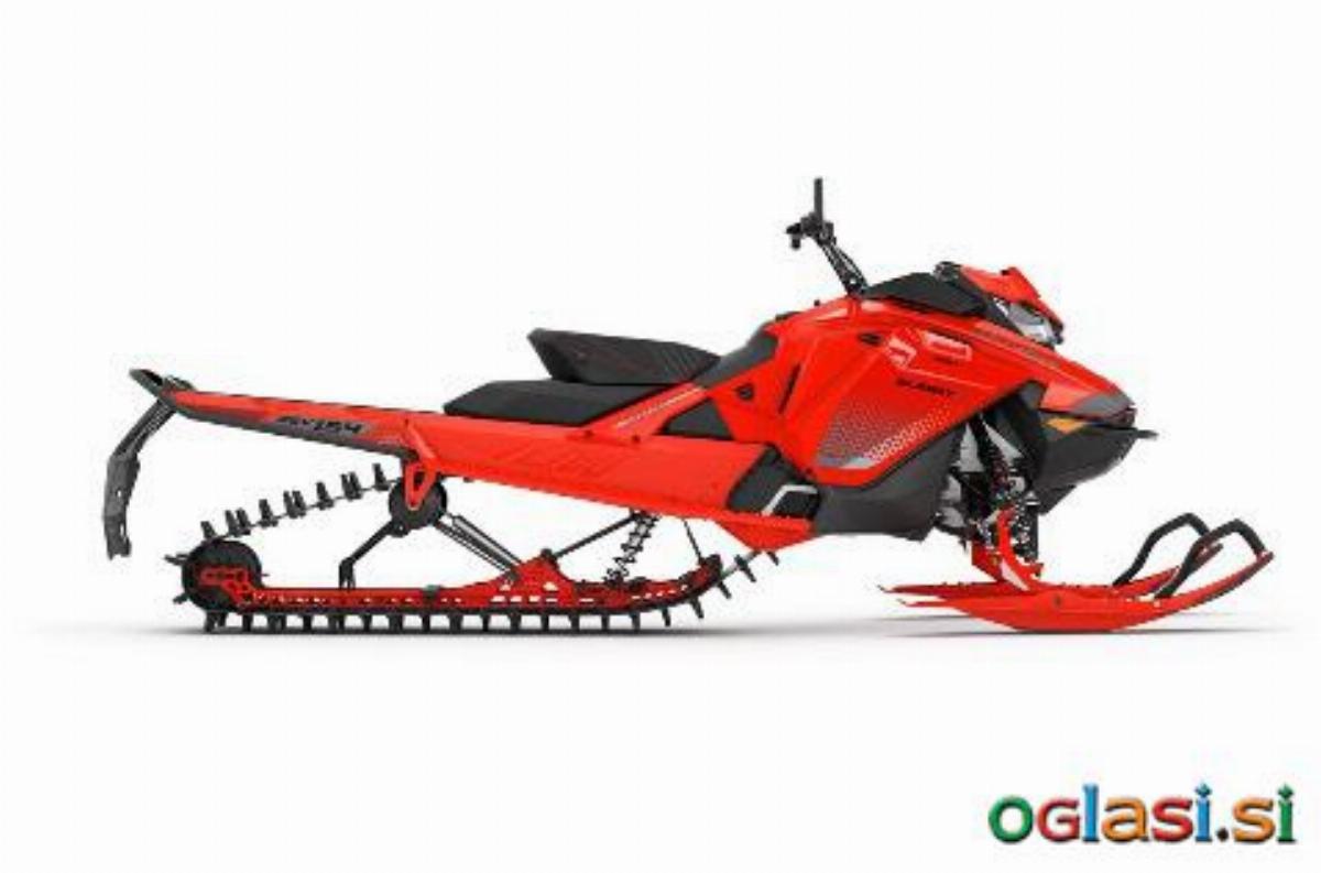 Oddam v najem ski doo motorne sani
