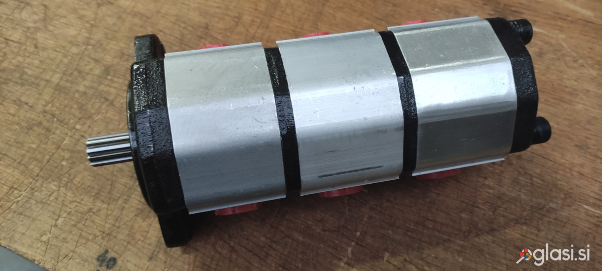 Hidravlična črpalka za mini bager Sunward SWE 18a