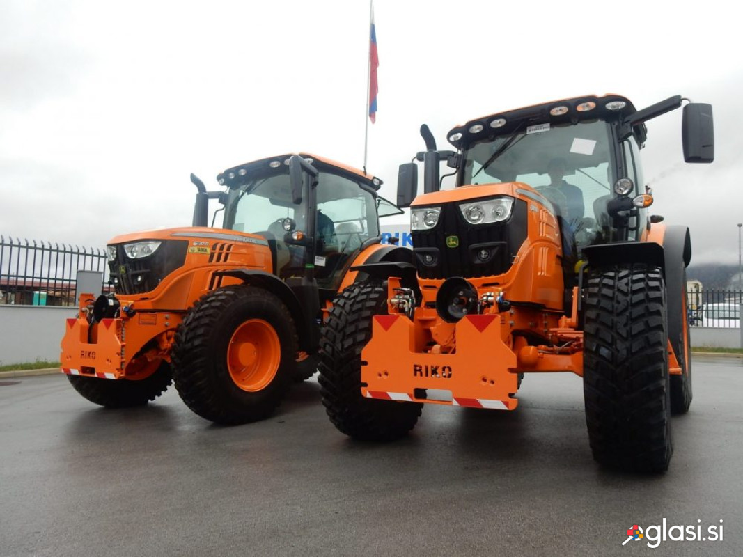 Prednja traktorska montažna plošča za pluge - univerzalna (A/5 in B/3)