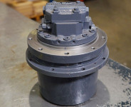 Hidromotorji gosenic - final drives
