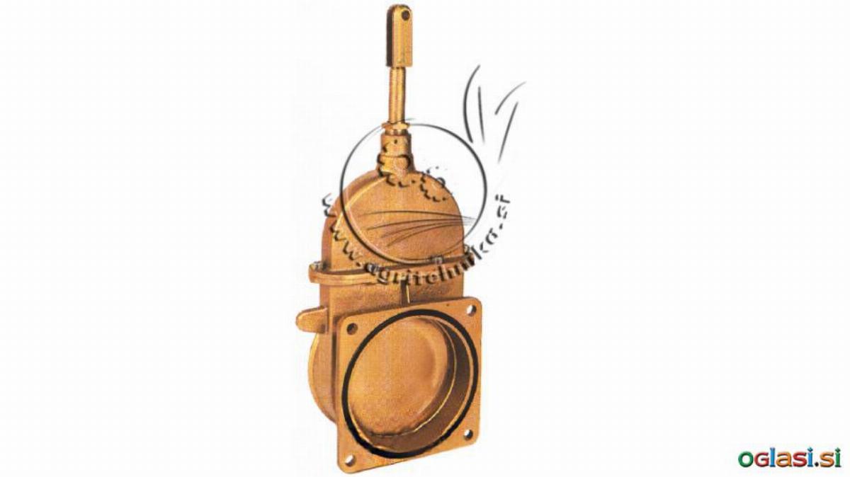 - ODPIRALNA LOPUTA Z BATOM IN 1 PRIROBNICO