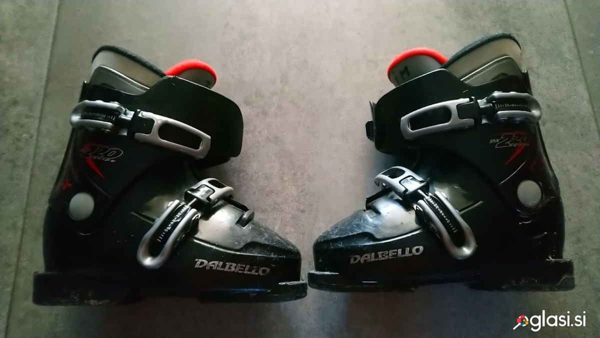 OTROŠKI PANCARJI - DALBELLO ŠT. 32