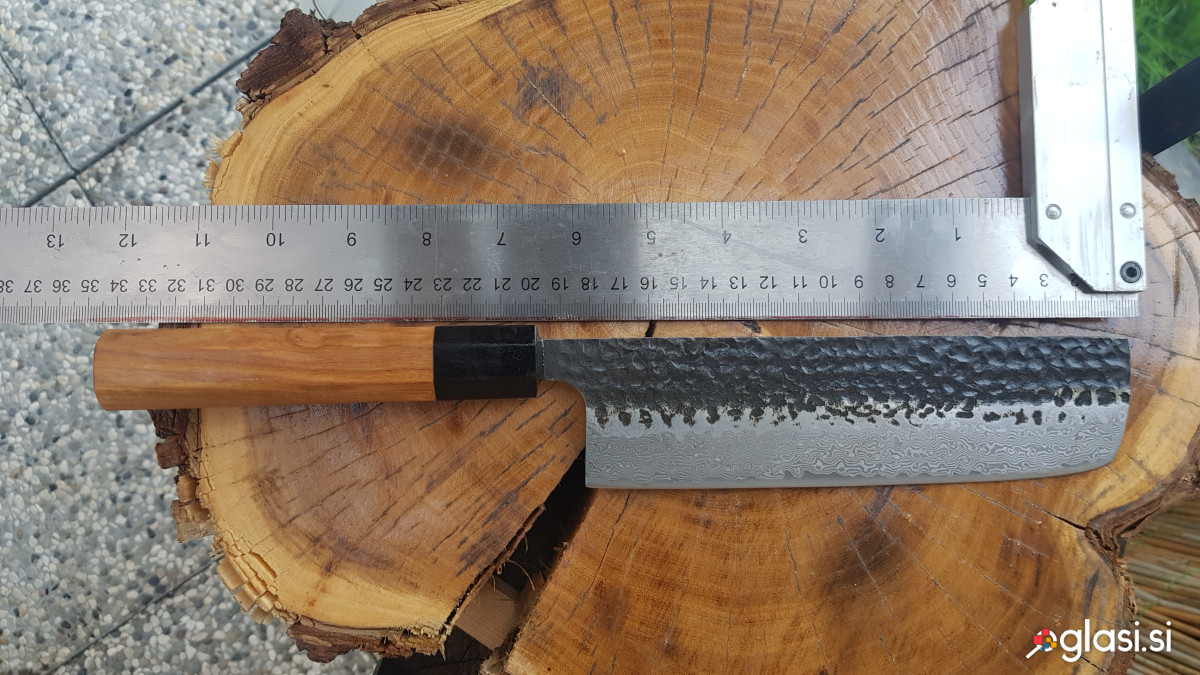 Japonski nož nakiri damascus