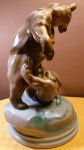 Porcelanasta skulptura - medvedji boj