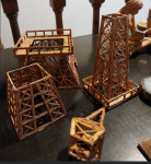 Eifelov stolp iz vžigalic in marmorni podstavek 20 eur