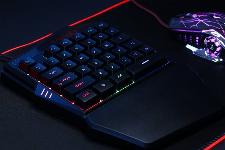 Enoročna RGB LED računalniška gaming tipkovnica