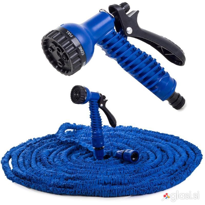 Raztegljiva vrtna cev 60m za zalivanje 7 funkcij z dodatki