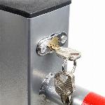 Zložljiv stebriček za parkirni prostor s ključavnico in odsevnimi trakovi 48x70c