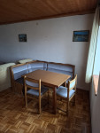 Vipavska dolina: hiša kamnita 100m2 in travnik cca 1000m2