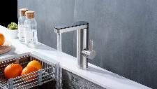 Inox LCD touch pretočni električni grelnik vode 3500W