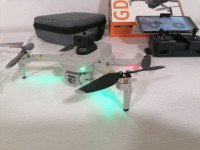 Dron z vrtljivo HD kamero, dvojna kamera, Novo