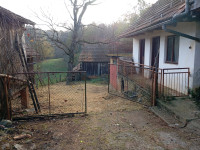 Zazidljivo zemljišče s staro hišo, Ribnik HR