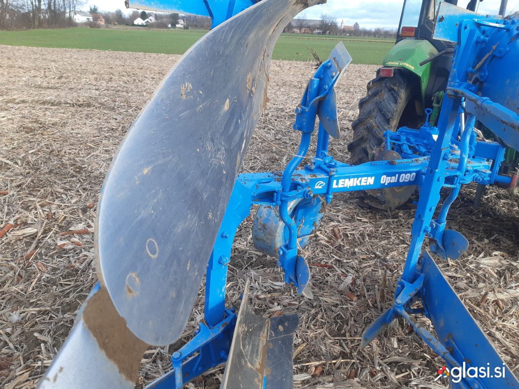 Plug lemken opal 090