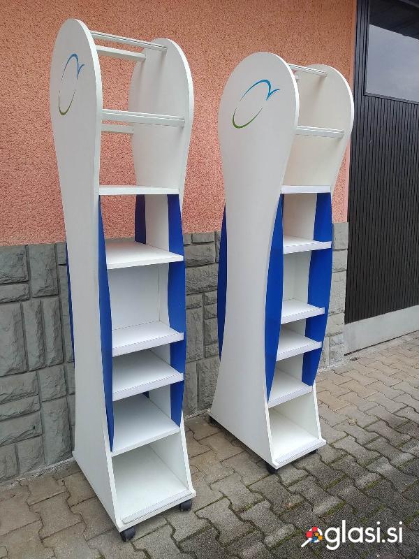 Odlagalnik  regal police na koleščkih z zavoro