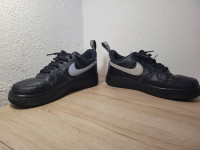 Nike Air Force 1, št. 40, črne