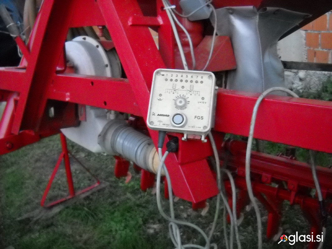 SEJALNICA za pšenico in ostala semena