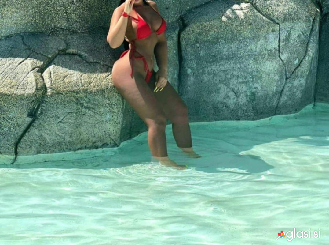 VROČE EROTIČNE MASERKE 068 628-392