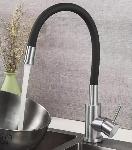 Enoročna kuhinjska kromirana armatura z gibljivo cevjo 360°