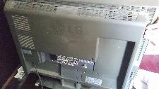 LG tv 82 cm