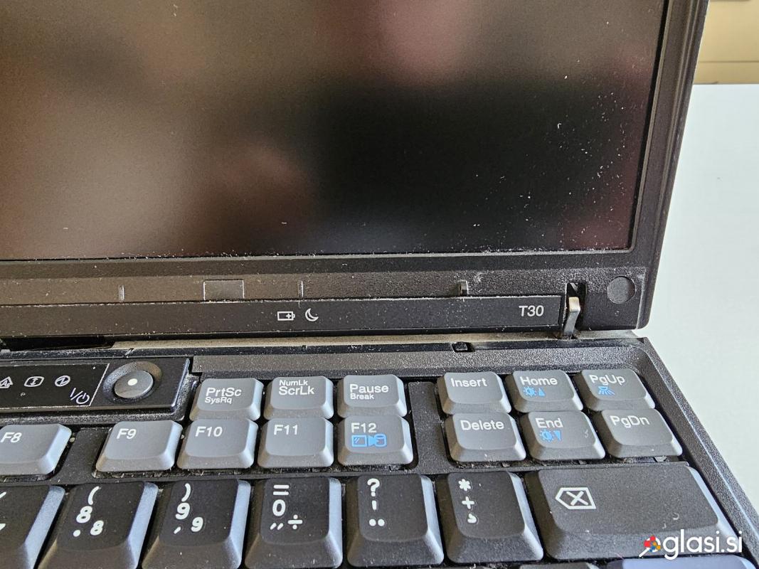 IBM LENOVO T30