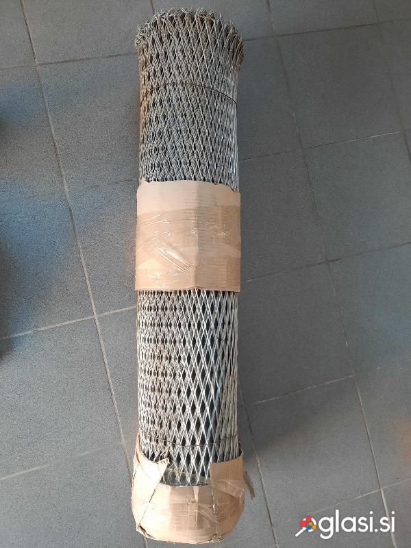 Alu.Mreža v roli ekspandirana