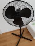 STOJEČI VENTILATOR FI 45 CM