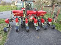 Sejalnica za koruzo nodet pneusem 2 6 vrstna hid. zložljiva