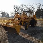 Bager nakladač Massey Ferguson izpraven