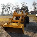 Bager nakladač Massey Ferguson izpraven