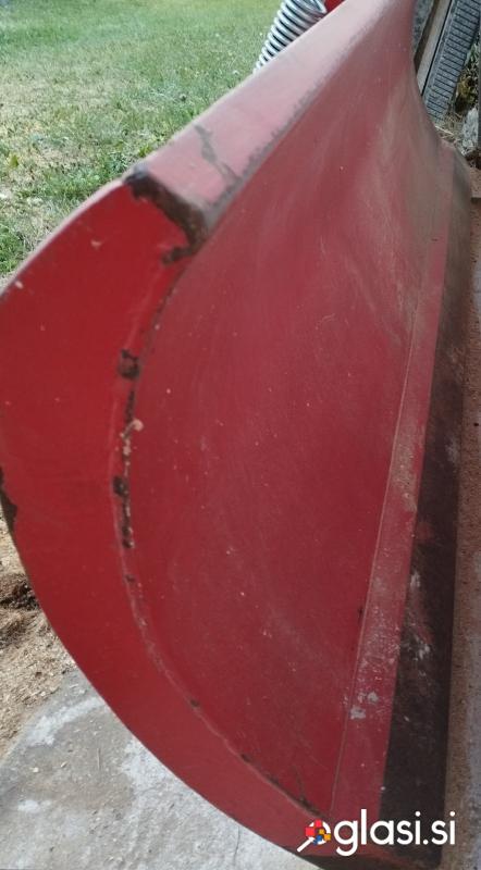 Plug za sneg snežni plug snežna deska za pluženje