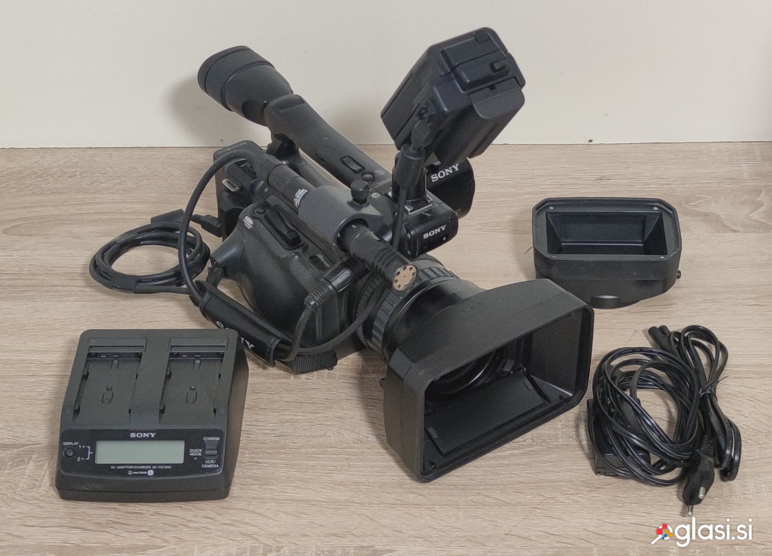 Profesionalna Kamera Sony HVR-V1E in Digitalni Snemalnik Sony HVR-MRC1