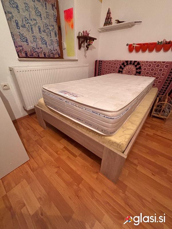 Postelja – stabilna, enostavna, 100×200cm