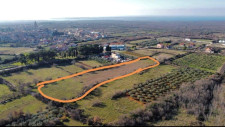 GRADBENO zemljišče v Vodnjanu - investicija 12 500m2