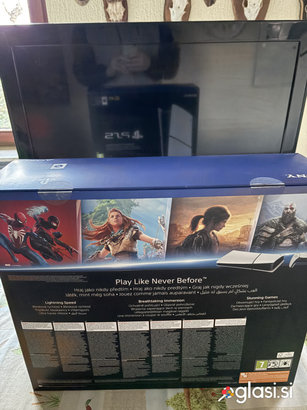 Prodam-PS5 Slim Digital Edition 1TB  odlično stanje  290€