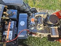 Traktor AGT 830