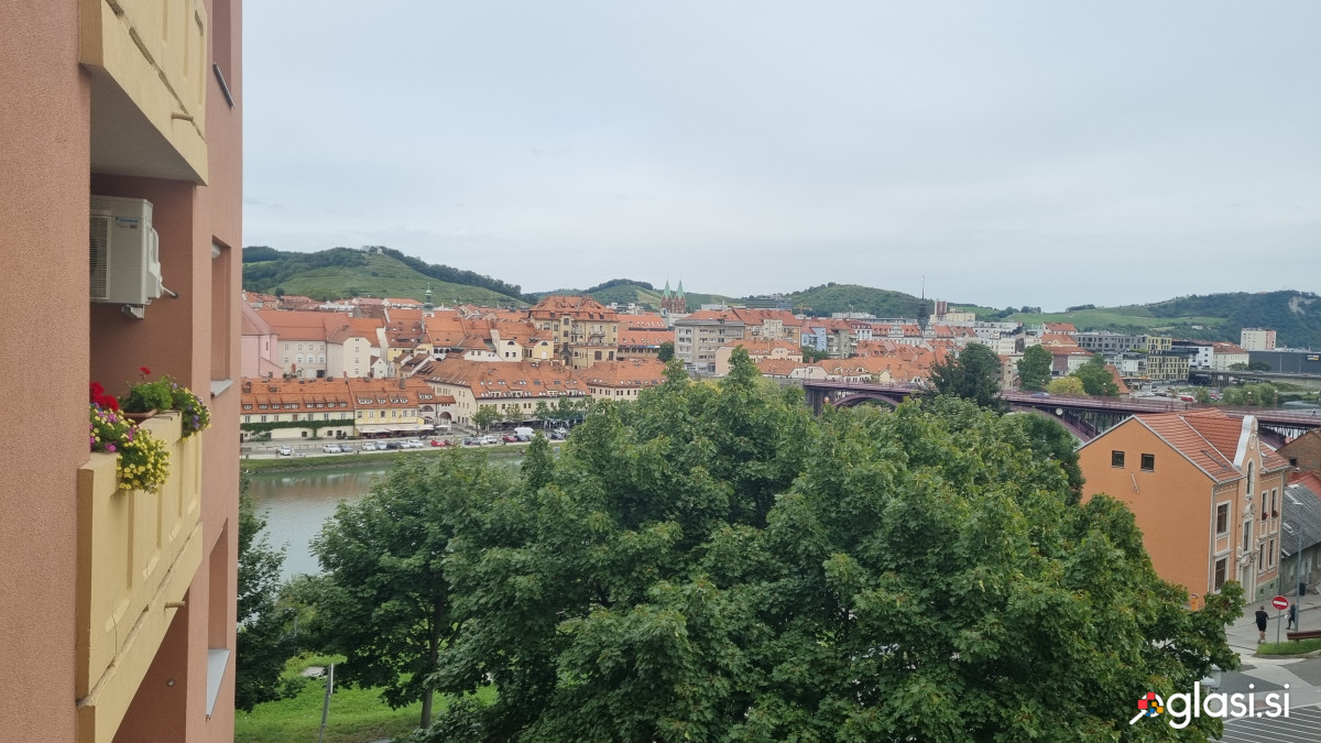 OPREMLJENA GARSONJERA  -  MARIBOR