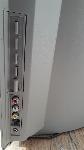 TV Grundig Elegance 55 Flat, s stenskim stojalom vred