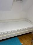 Postelja 90*200, posteljno dno, jogi