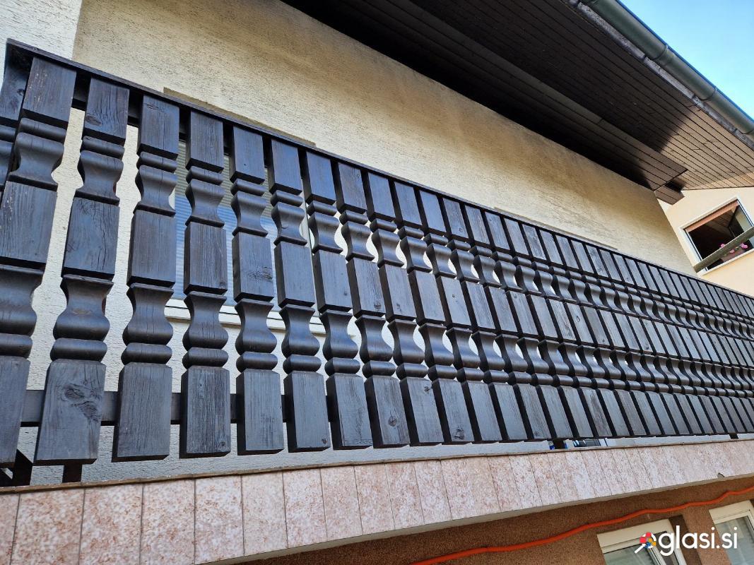 Smrekove letve za balkonsko ograjo