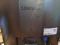 Monitor Samsung  SyncMaster 913n + oba kabla