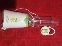 SMOOTHIE  MAKER