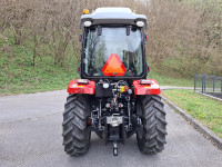 Traktor NTS 504-PRO s čelnim nakladačem