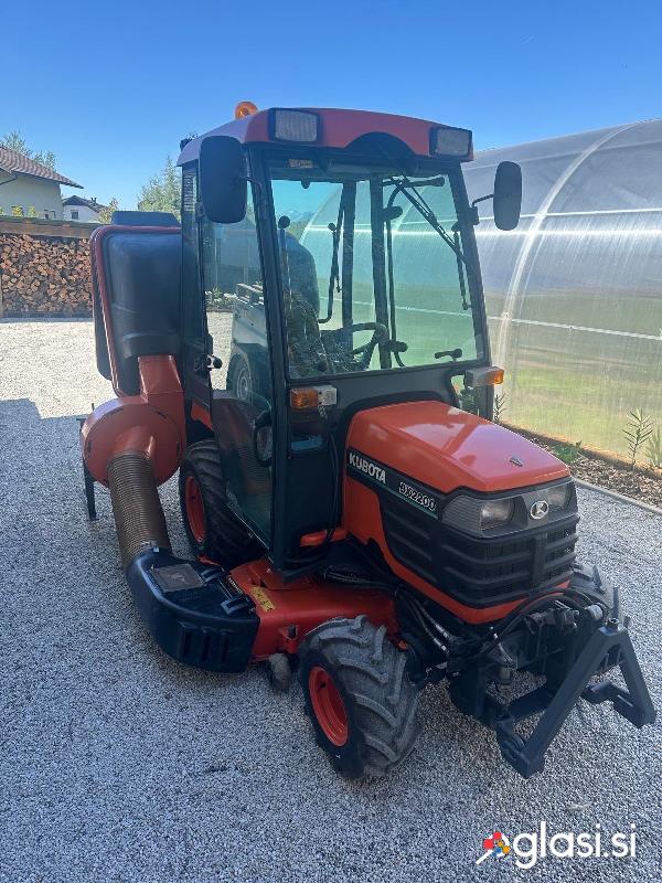 Kubota BX2200, mini traktor s priključki prodam