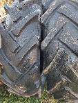 Prodam 2 kom traktorske gume 12.4-28