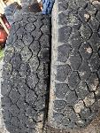 Prodam 2 kom pnevmatik za prikolico ali delovni stroj 9.00R20