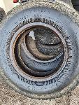 Prodam 2 kom pnevmatik za prikolico ali delovni stroj 9.00R20