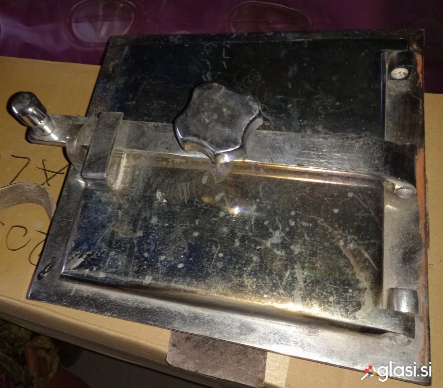 Vratca, rešetka za kamin, lončena peč