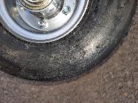 Platišče in guma 15x6.00-6 ter 11x7-4