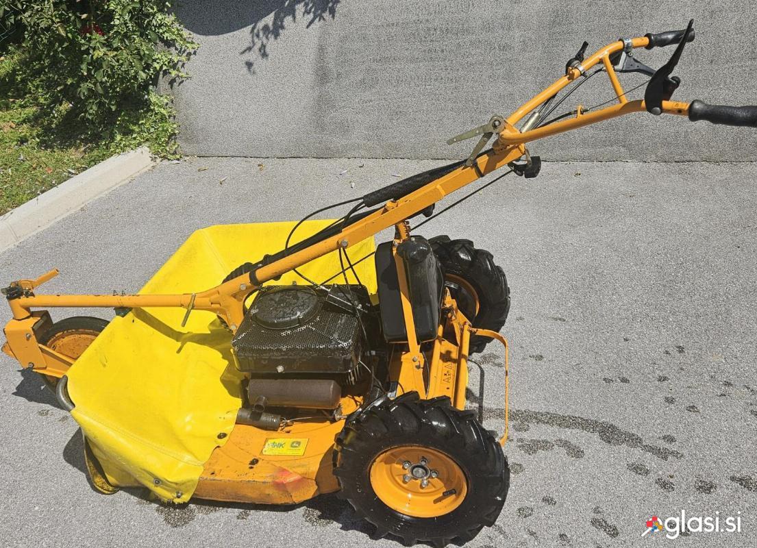 As – motor kosilnica 28/4 2-takt z zavorami za strmine