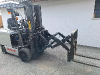 Viličar Nissan 30U 3t TRIPLEX + odpiralna roka